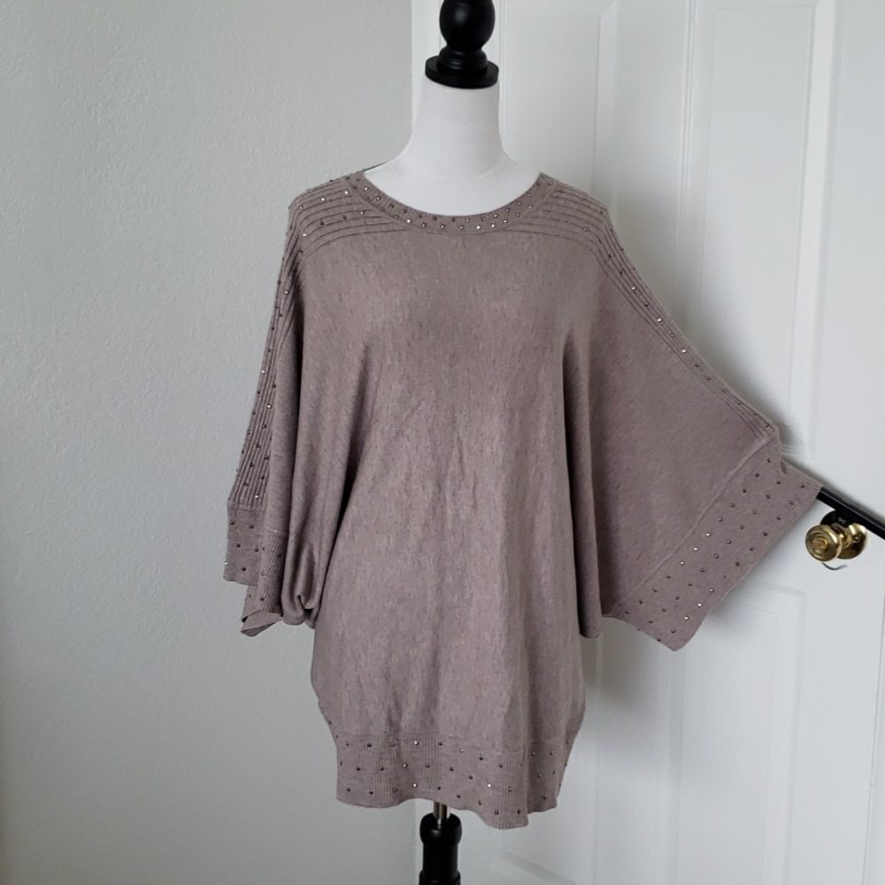 Liquid by Sioni Sweater